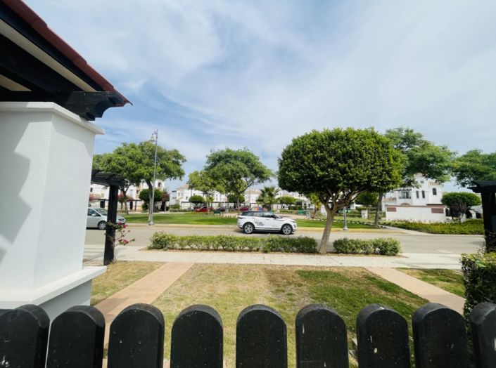 Image No.23-2 Bed Townhouse for sale