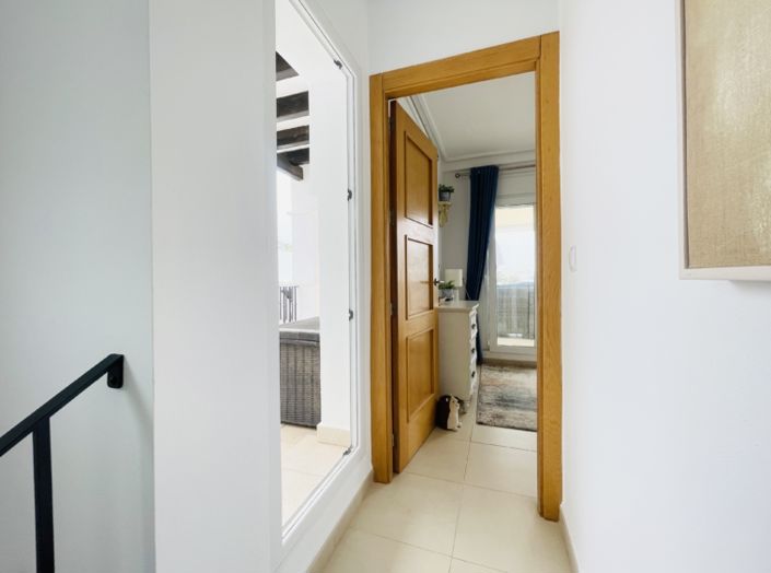 Image No.28-2 Bed Townhouse for sale