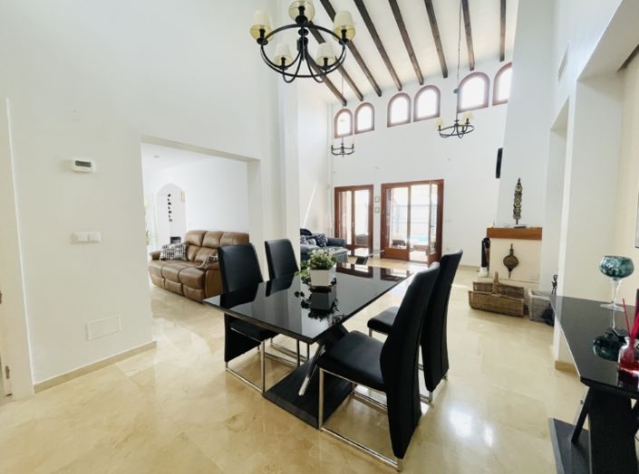 Image No.16-4 Bed Villa for sale