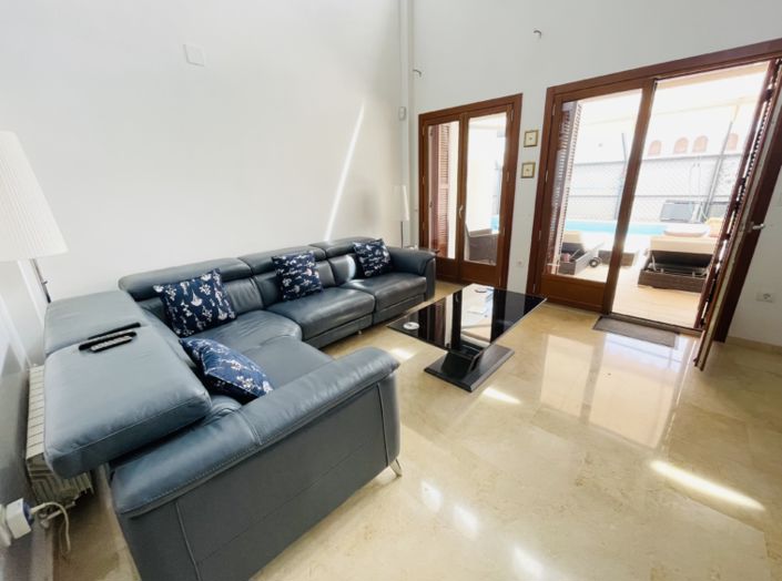 Image No.18-4 Bed Villa for sale