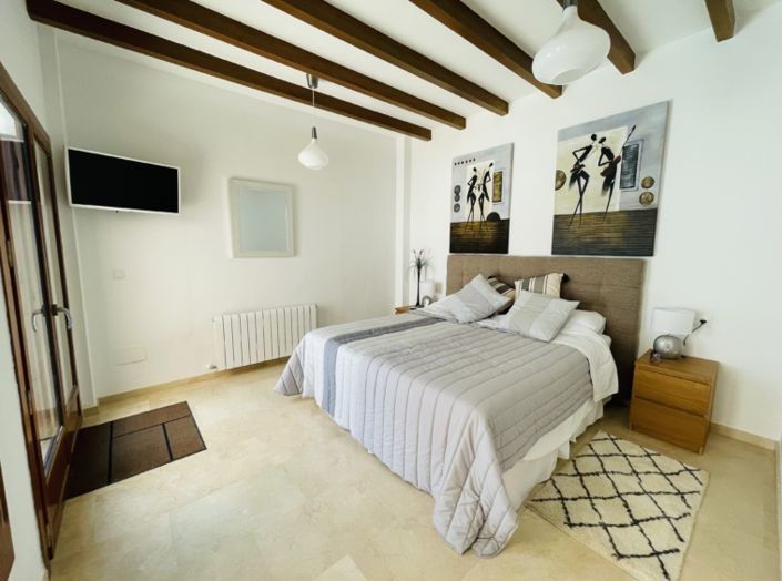 Image No.27-4 Bed Villa for sale