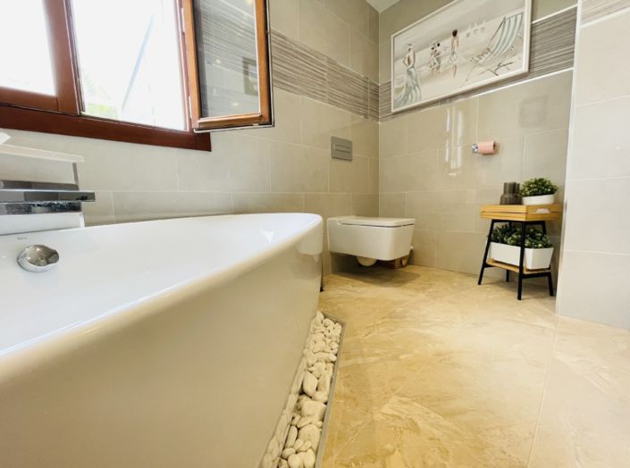 Image No.32-4 Bed Villa for sale