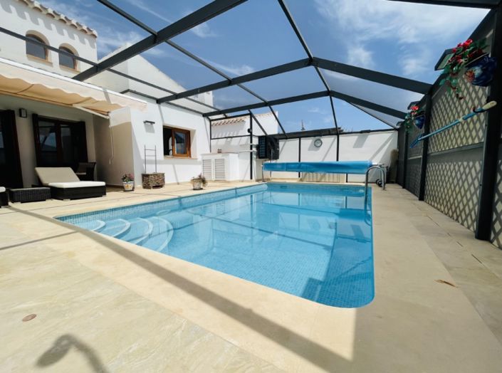 Image No.37-4 Bed Villa for sale