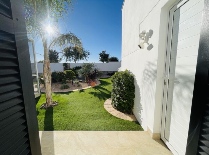 Image No.38-4 Bed Villa for sale