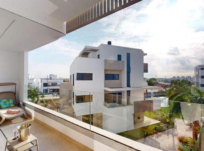 Image No.9-2 Bed Apartment for sale