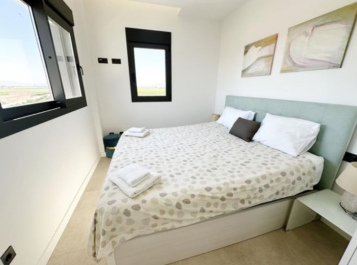 Image No.12-2 Bed Apartment for sale