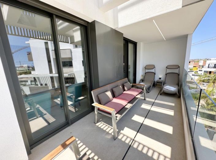 Image No.25-2 Bed Apartment for sale