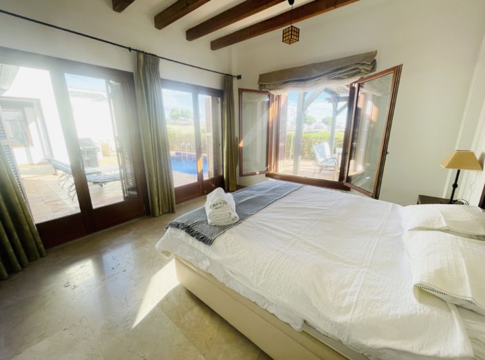 Image No.28-4 Bed Villa for sale