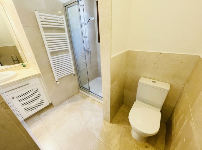 Image No.36-4 Bed Villa for sale