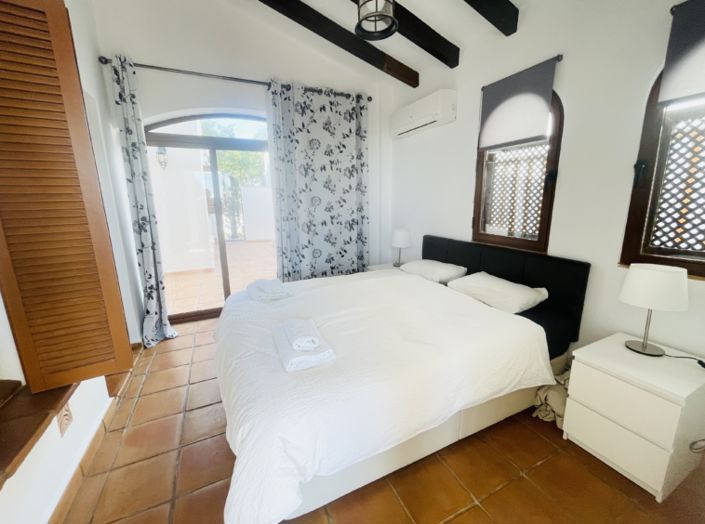 Image No.40-4 Bed Villa for sale