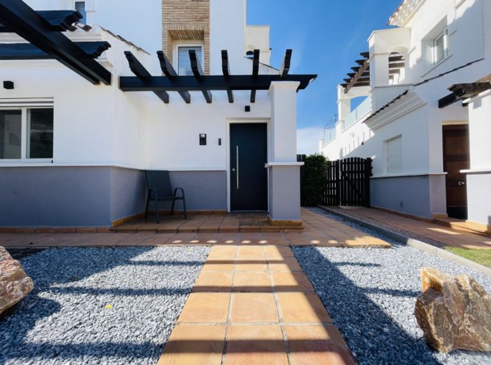 Image No.3-2 Bed Townhouse for sale