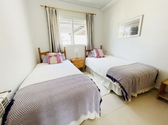 Image No.17-2 Bed Townhouse for sale