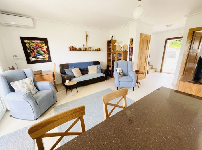 Image No.6-2 Bed Townhouse for sale