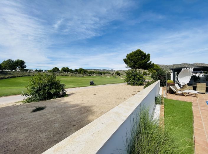 Image No.6-4 Bed Villa for sale