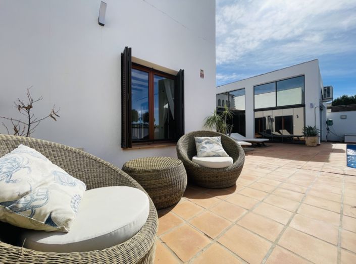 Image No.8-4 Bed Villa for sale