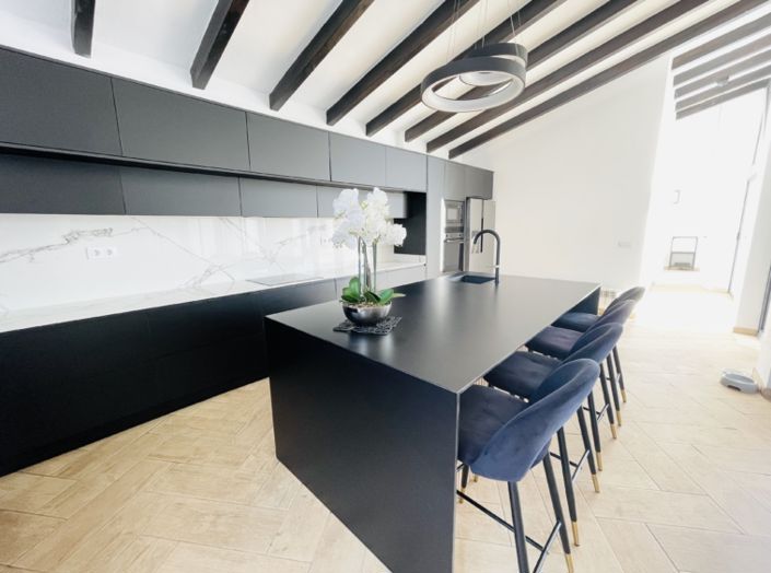 Image No.24-5 Bed Villa for sale