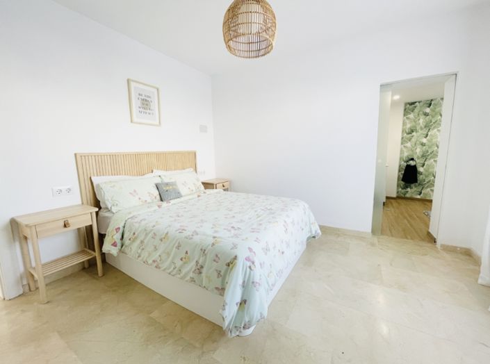 Image No.30-5 Bed Villa for sale