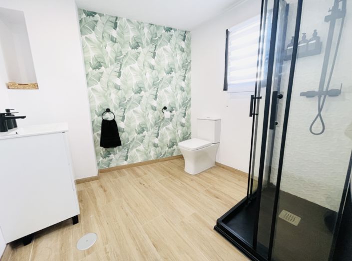 Image No.28-5 Bed Villa for sale