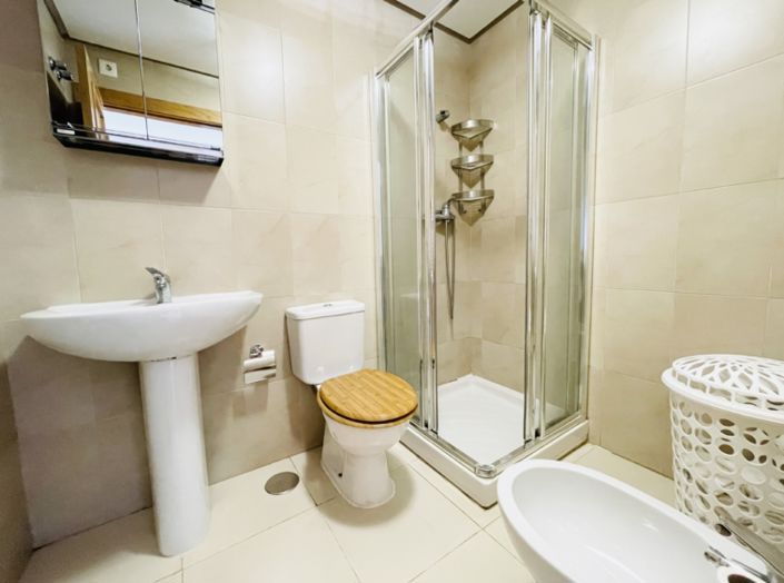 Image No.10-2 Bed Townhouse for sale