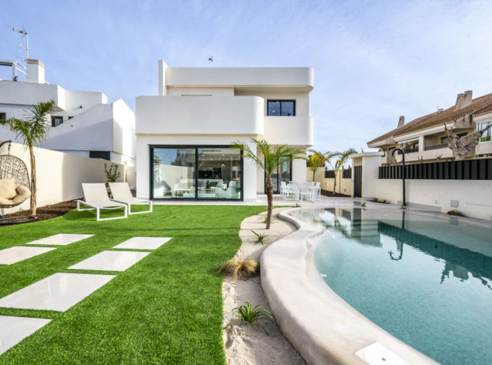 Image No.4-3 Bed Villa for sale