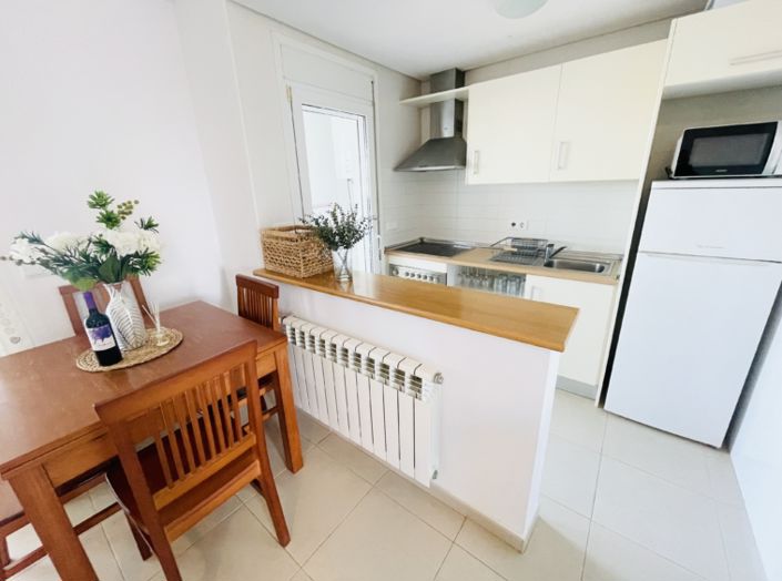 Image No.8-2 Bed Apartment for sale