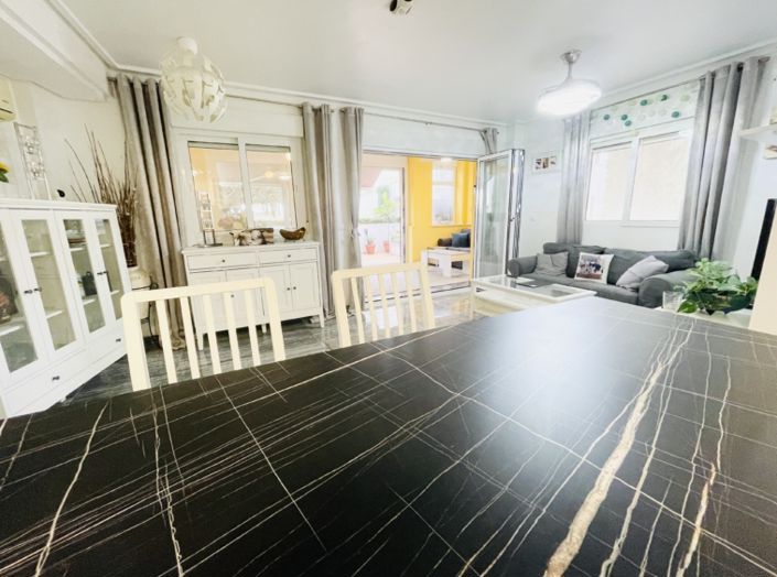 Image No.19-2 Bed Apartment for sale