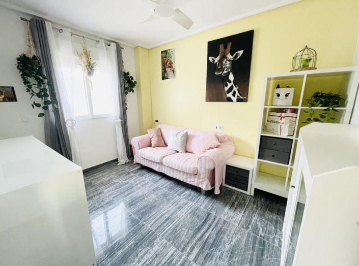 Image No.27-2 Bed Apartment for sale