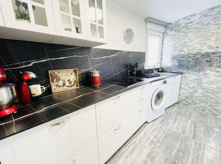 Image No.14-2 Bed Apartment for sale