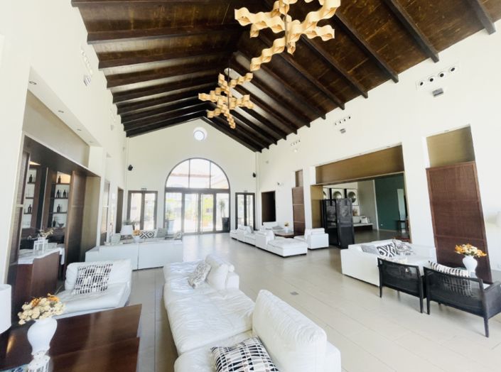 Image No.8-3 Bed Apartment for sale