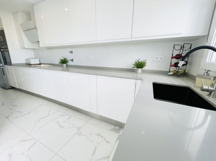 Image No.11-2 Bed Townhouse for sale