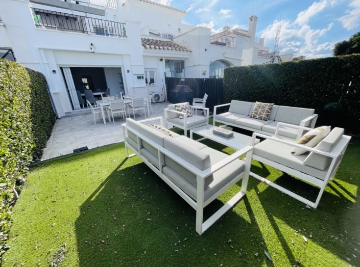 Image No.17-2 Bed Townhouse for sale