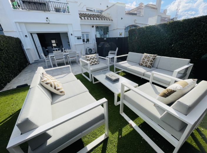 Image No.18-2 Bed Townhouse for sale