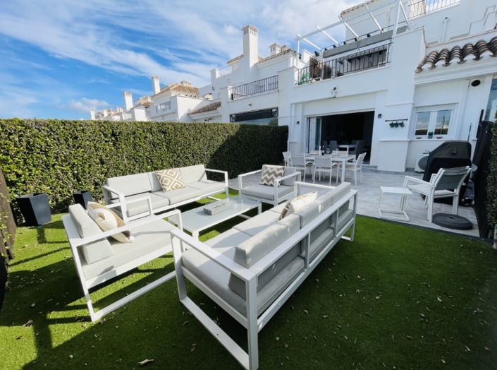 Image No.20-2 Bed Townhouse for sale