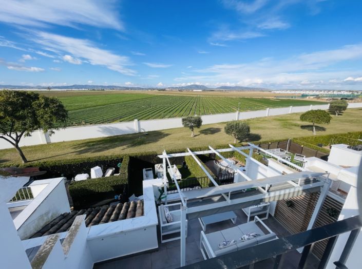 Image No.46-2 Bed Townhouse for sale