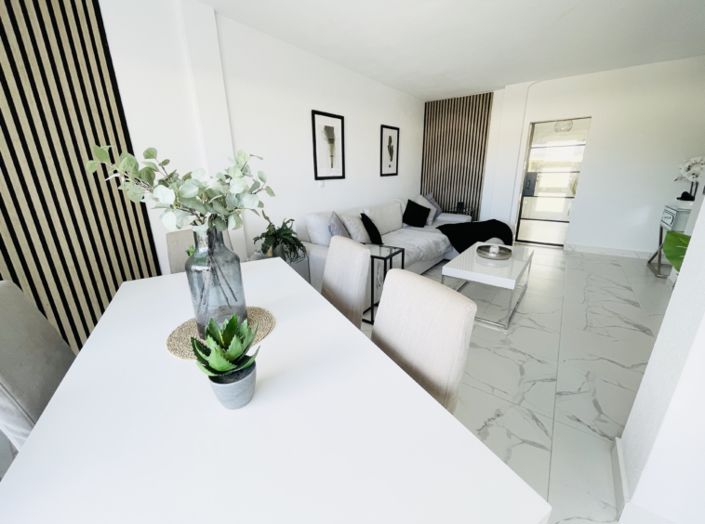 Image No.7-2 Bed Townhouse for sale