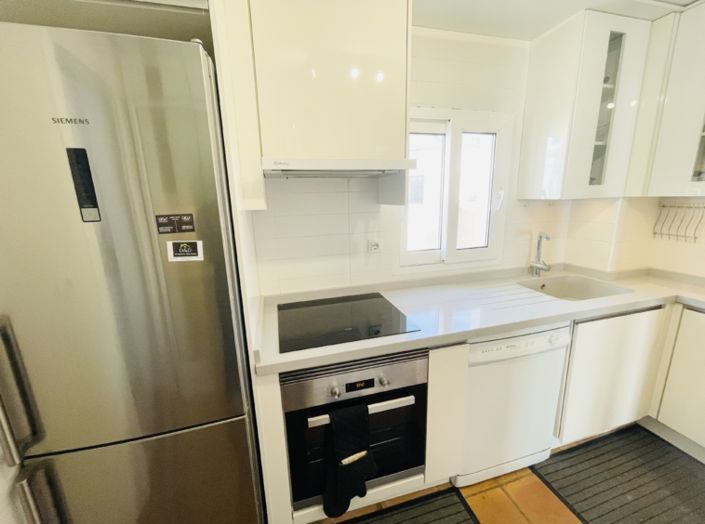 Image No.15-2 Bed Apartment for sale