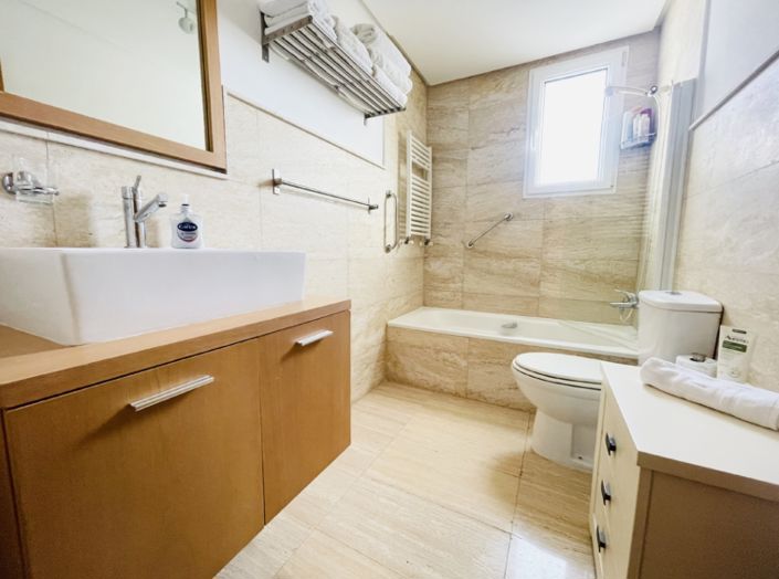 Image No.23-2 Bed Apartment for sale