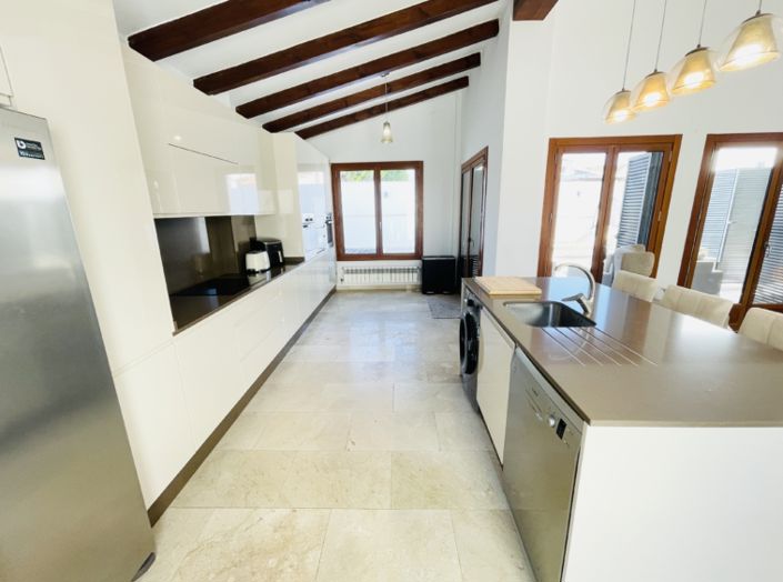 Image No.15-4 Bed Villa for sale