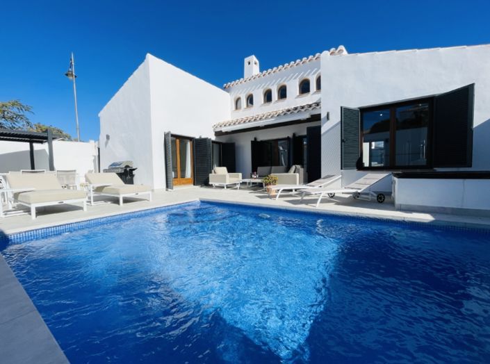 Image No.3-4 Bed Villa for sale