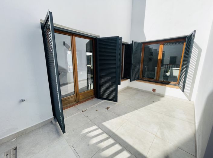 Image No.34-4 Bed Villa for sale