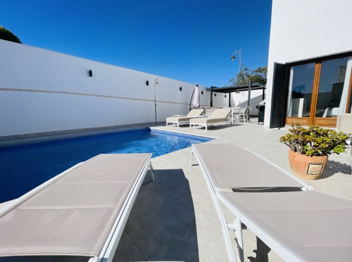 Image No.33-4 Bed Villa for sale