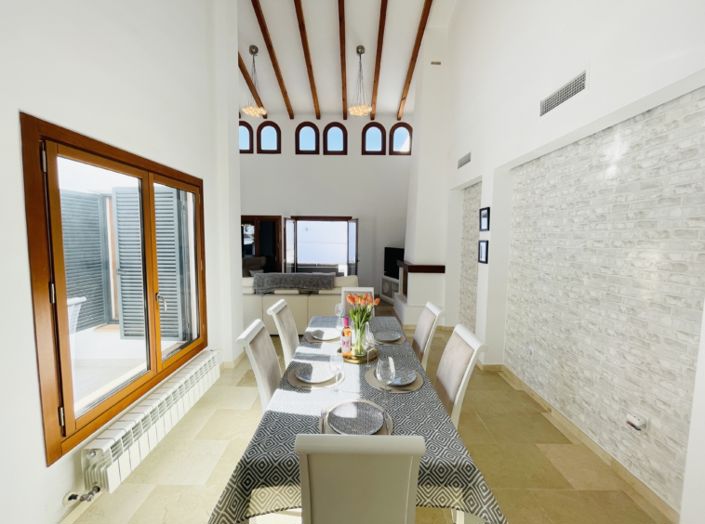 Image No.5-4 Bed Villa for sale