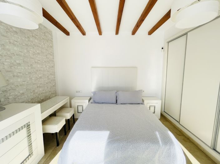 Image No.45-4 Bed Villa for sale