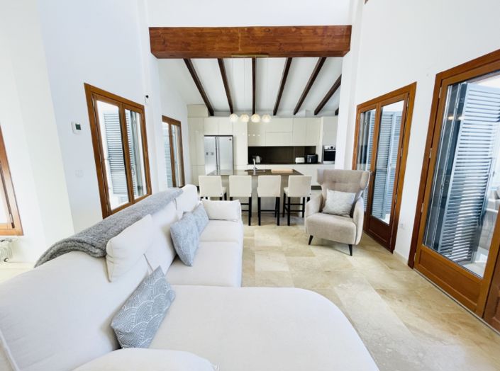 Image No.10-4 Bed Villa for sale