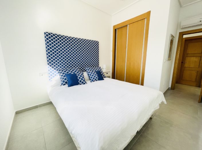 Image No.30-3 Bed Villa for sale