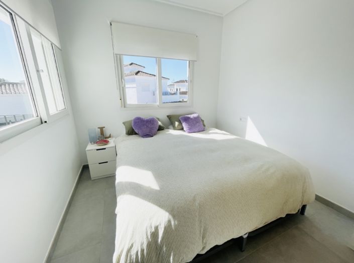 Image No.34-3 Bed Villa for sale