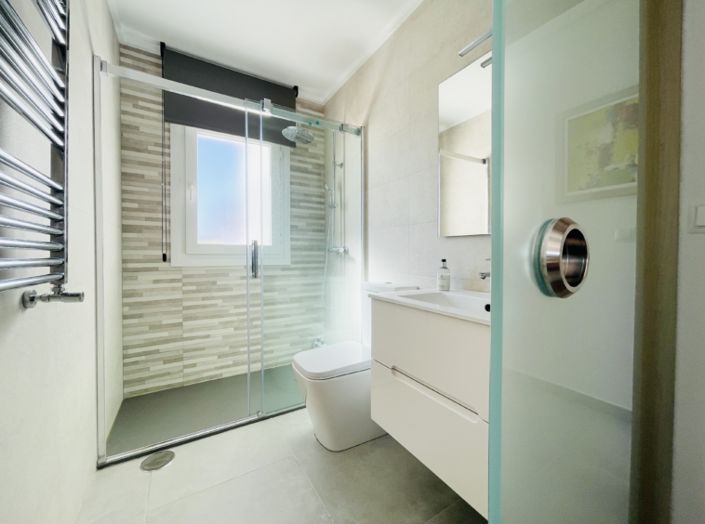 Image No.38-3 Bed Villa for sale