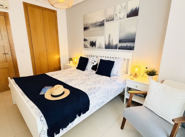 Image No.25-2 Bed Apartment for sale