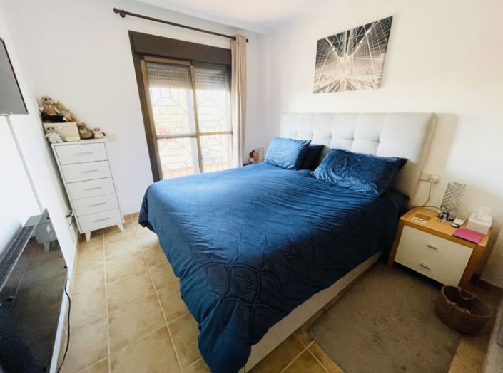 Image No.19-3 Bed Townhouse for sale