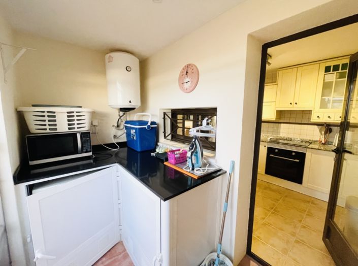 Image No.11-3 Bed Townhouse for sale